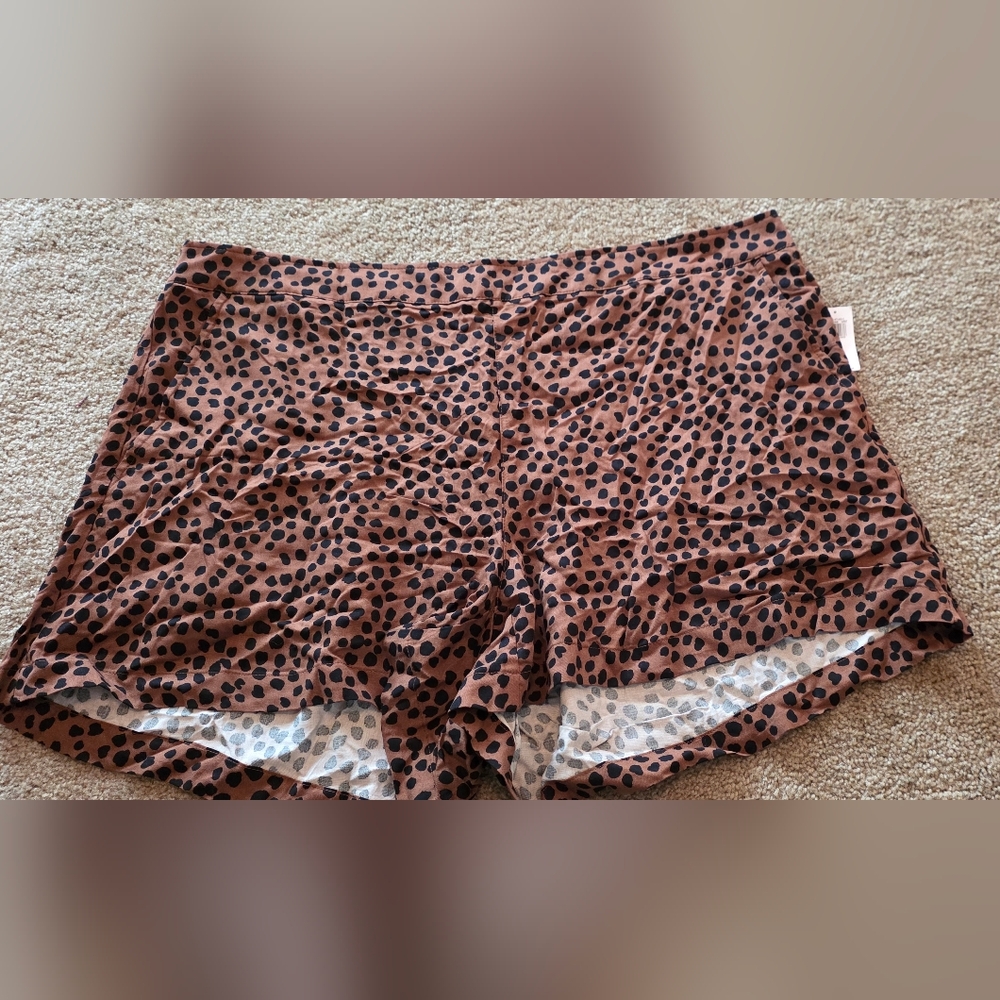 Old Navy Brown and Black Animal Print Shorts